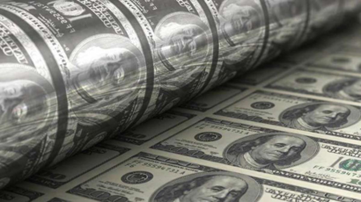 US dollar slumps amid global turmoil